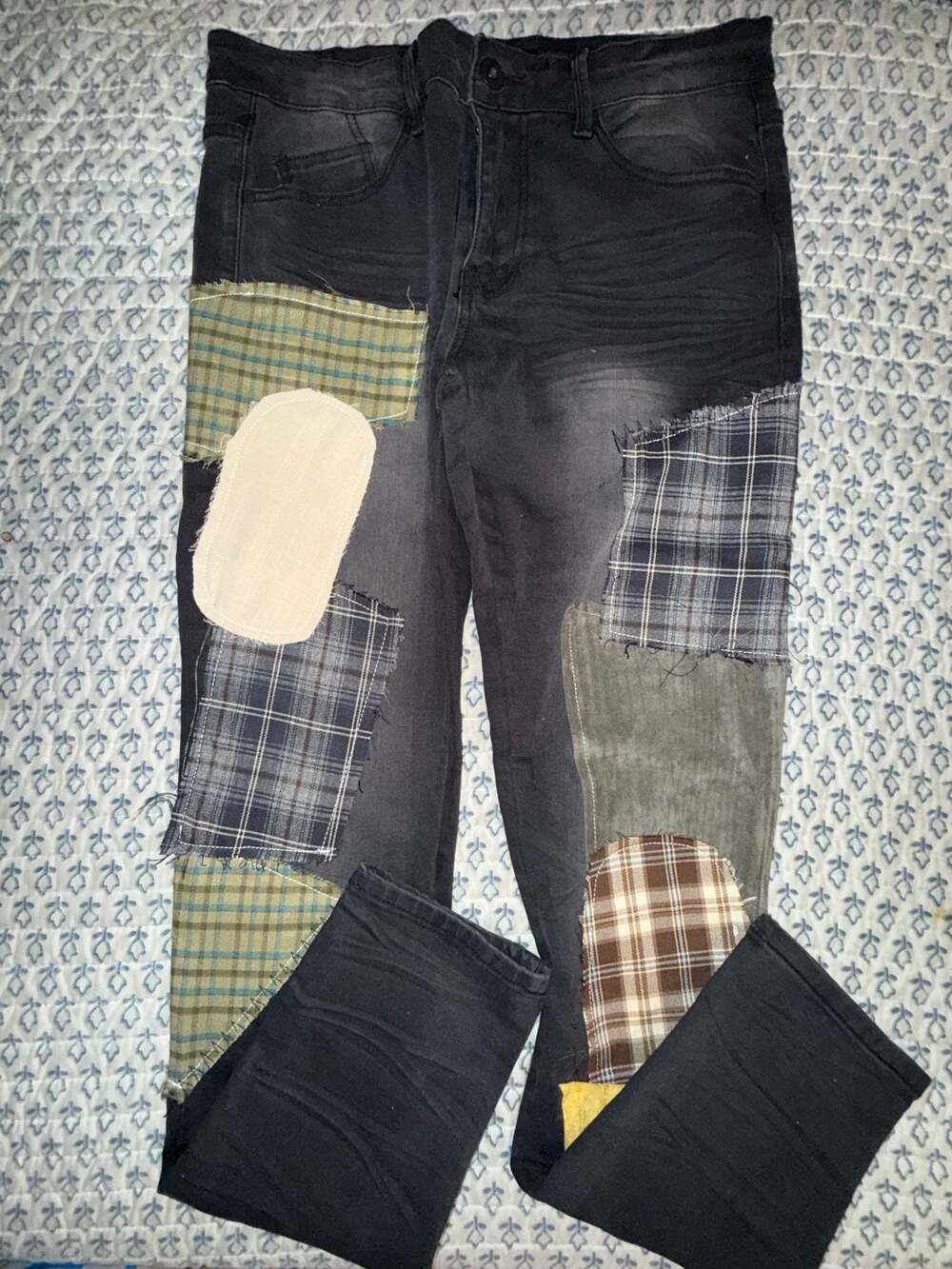 KDNK Black Denim Distressed Patchwork Jeans Size 32
